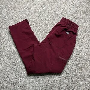 FIGS High Waisted Yola Skinny Scrub Pants - Petite